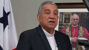 Monseñor José Domingo Ulloa hace llamado urgente a cesar la violencia en  medio de la crisis nacional