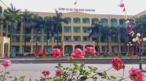 Trường đại học công nghệ, đại học quốc gia hà nội cần tuyển 01 nhân viên làm việc theo hình thức hợp đồng lao động tại đơn vị của trường, cụ thể như sau: TrÆ°á»ng Ä'áº¡i Há»c Cong Nghiá»‡p Quáº£ng Ninh Tuyá»ƒn Sinh 2020