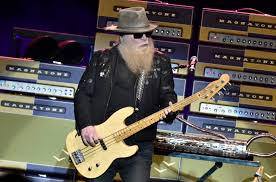 Dusty hill, the bassist for zz top, has died. Mtvsl9xlifkekm