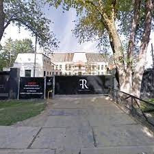 Beyond our location and local amenities, the drake house offers something more unique than a typical hotel. Drake S House In Toronto Canada Google Maps 4