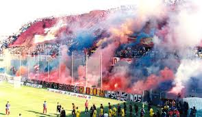Ten kto trošku sleduje taliansku ultras scénu, určite vie, že aj v nižších súťažiach fungujú veľmi kvalitné ultras skupiny a medzi ne určite treba zaradiť ultras. Canzone Da Stadio Mi Son Innamorato Della Salernitana Football A 45 Giri