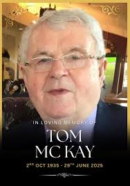 🏆Thomas McKeown presents the Peter Keeley Cup to Captain, Marie Luckie  ⚫️🟠💪 Silverbridge Gfc #welldone