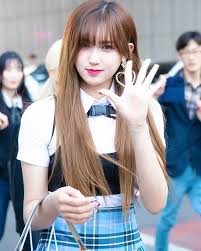 Follow Me For More C Nwncyfxiry Kpop Girls Kpop Girl Groups Pretty People