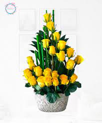 Arreglos florales de rosas blancas. Arreglo De Rosas Amarillas Floristeria El Encanto