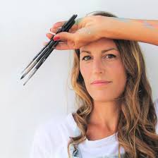 Purple Easel Gallery