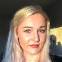 Leslie Speer's Instagram, Twitter & Facebook