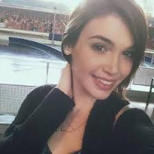 Amanda Wenzel's Instagram, Twitter & Facebook