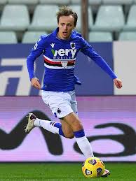 Mikkel damsgaard, 21, aus dänemark sampdoria genua, seit 2020 linksaußen marktwert: Coaches Voice Mikkel Damsgaard Analysed