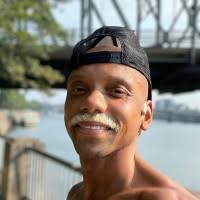 70+ "Carlos Thomas" profiles