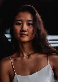 Hannah Ennis's Instagram, Twitter & Facebook