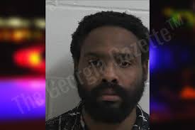 Javante Hunter: https://thegeorgiagazette.com/decatur/javante-hunter-4/