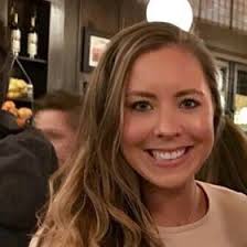 Tara Casper's Instagram, Twitter & Facebook