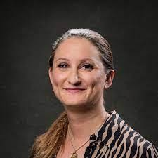 Eleanor Thrower's Instagram, Twitter & Facebook