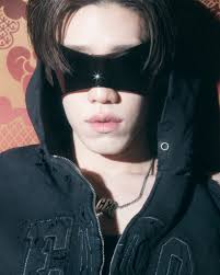 The Balenciaga after-vibe 🥂 #Balenciaga54thCouturexPPKRIT GBA PP KRIT  BALENCIAGA #BalenciagaxPPKrit #Balenciaga #PPKritt 'พีพี กฤษฏ์ อำนวยเดชกร'  แบรนด์แอมบาสเดอร์คนสำคัญของ Balenciaga  ปรากฏตัวในลุคออลแบล็คสุดคูลด้วยแว่นกันแดดรุ่น 24/7 Mask, สร้อยคอ ...