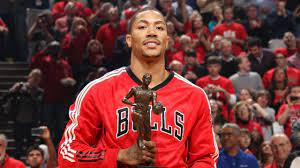 My mom keeps my MVP award hostage like the movie Taken": Derrick Rose hilariously jokes about his mother taking his 2011 NBA MVP trophy with the Bulls for keepsakes - The SportsRush