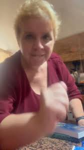 Una meravigliosa sorpresa di Sarah Rivera. Grazie infinite per i tanti e  preziosi regalini, ma soprattutto per la tua amicizia😍 tvb anch’io😍