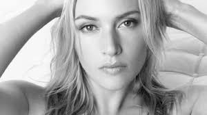 Kate Winslet Bio: Titanic Star and Academy Winning Actress | Articles on  WatchMojo.com