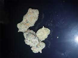 This strain delivers effects that feel like a jarring dose of euphoria and relaxation. Monster Cookies Weed Strain Information Leafly