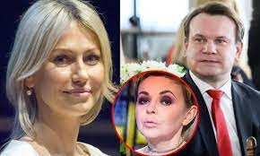Jest to dość niebezpieczna zabawa. Brwi Justyny Pochanke Tematem Dnia Tarczynski W Bialych Rekawiczkach Oddal Pole Magdzie Ogorek Wp Kobieta