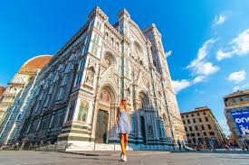 Bei einer besichtigung können sie zahlreiche epochen der italienischen geschichte erkunden. Florenz Sehenswurdigkeiten Ausflug Nach Pisa Und Der Schonste Karibische Strand In Der Toskana Reiseblog Awesome Places