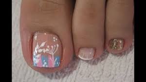 En entrebellas encontraras algunos modelos de uñas que sin duda harán ver tus pies absolutamente bellos con estilos únicos y super creativos. Diseno De Unas Para Pies Flor Para Principiantes Flowers Nail Art Nlc