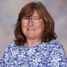 Mandie Morris's Instagram, Twitter & Facebook