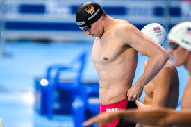 He competed in the 1500m freestyle at the 2016 rio olympic games, placing 32nd in 15:23.88. Legendare Schwimmrennen Mit Paul Biedermann Michael Phelps Video
