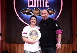 Game of chefs reprezinta batalia suprema a trei chefi extraordinari, care sunt in competitie pentru a gasi urmatoarea. 79cst Ahbvezem