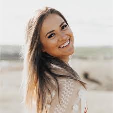 Heather Eich's Instagram, Twitter & Facebook