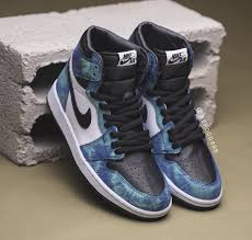 Jordan 1 White Black Aurora Green Pin On Black Girl Outfits