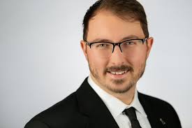 Through The Lenz Photography & Media