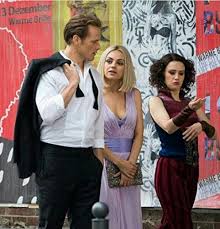 Mila Kunis Kate Mckinnon And Sam Heughan In The Spy Who Dumped Me 2018 Sam Heughan Kate Mckinnon Outlander