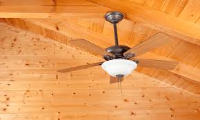 While standing directly under the ceiling fan you should feel a cool breeze. Which Direction Should A Ceiling Fan Turn In The Winter Gulf Stream Fans