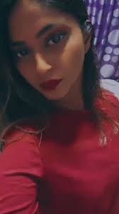 Victoria (@victoriabaksh)