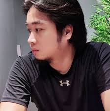 Which gun is better?