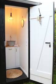 Unsere Toilette Im Schrebergarten Frau Meise In 2020 Schrebergarten Gartentoilette Strebergarten