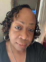 Hey Y'all roded my locs,for 2 days, I luv how it came out, I wish I could  learn how to do pipe cleaners!!! I