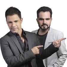 The two brothers were born in pirenópolis, goiás.zezé is the artistic name for mirosmar josé de camargo and luciano the artistic name for welson david de camargo. Zeze Di Camargo Luciano Spotify