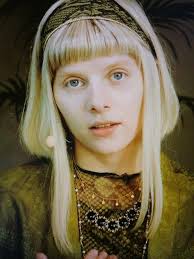 ไอเดีย Aurora Aksnes 150 รายการ