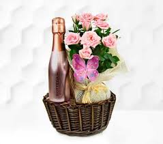 Check spelling or type a new query. Rose And Bottega Wine Basket Gift Baskets Online Uk Birthday Hampers To United Kingdom Flora2000