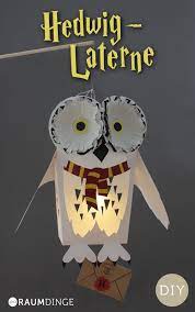 Mit geeigneten bastelideen lassen sich ganze vormittage, oder nachmittage ausfüllen. Hedwig Laterne Harry Potter Diy Download Laterne Basteln In 2020 Harry Potter Selber Machen Laternen Basteln Laterne Basteln Vorlagen