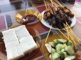 Tempat makan yang satu ini menjadi favorit traveller karena menawarkan harga cukup murah dengan varian hidangan menarik. 20 Kedai Makan Terbaik Di Kelantan 2020 Nombor 7 Paling Epik Daily Makan
