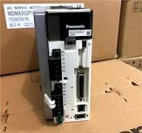 One New Panasonic MCDHT3520LA1 Servo Driver Expedited Shipping