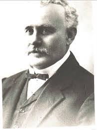 Frank Baynes's Instagram, Twitter & Facebook