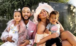 Teigen posted a screenshot of their little girl's birth. Chrissy Teigen Hid Her Baby Bump For Weeks Here S How Hello