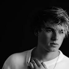 Patrick Huston (@patrickhuston) • Instagram photos and videos