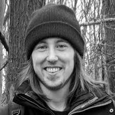 Daniel Breeze's Instagram, Twitter & Facebook