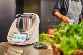 Thermomix Steht In Wuppertal Vor Dem Aus Thermomix Zaubertopf Sternekoch