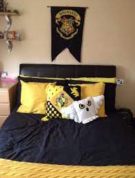 Https S Media Cache Ak0 Pinimg Com Originals B8 56 70 B8567092c97e493be46c4816df2b78d Harry Potter Bedroom Decor Harry Potter Room Decor Harry Potter Bedroom