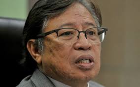 For more information and source, see on this link : Ketua Menteri Dakwa Ada Usaha Mansuhkan Hak Imigresen Sarawak Free Malaysia Today Fmt